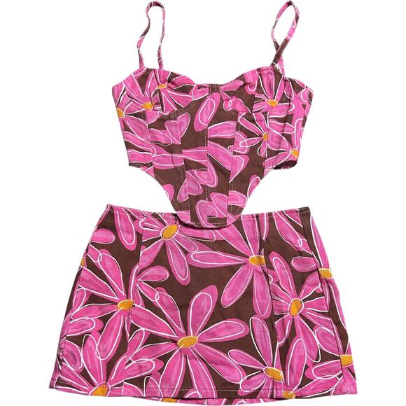 Pretty Little Thing NWT Floral Pink Denim Mini Skirt Set - Picture 1 of 7